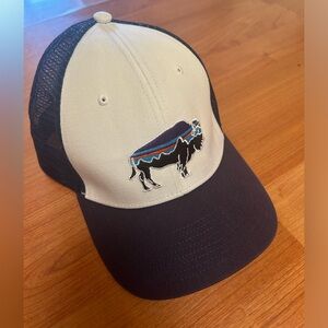 Patagonia Fitz Roy Bison Buffalo Distressed Hat Mesh Snap Back Trucker Ball Cap
